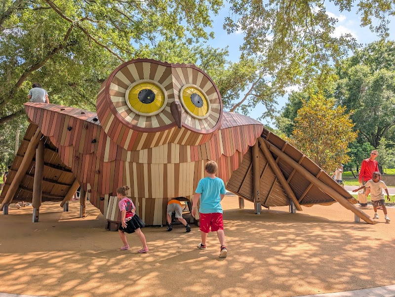 Bonnet Springs Park Welcome Center