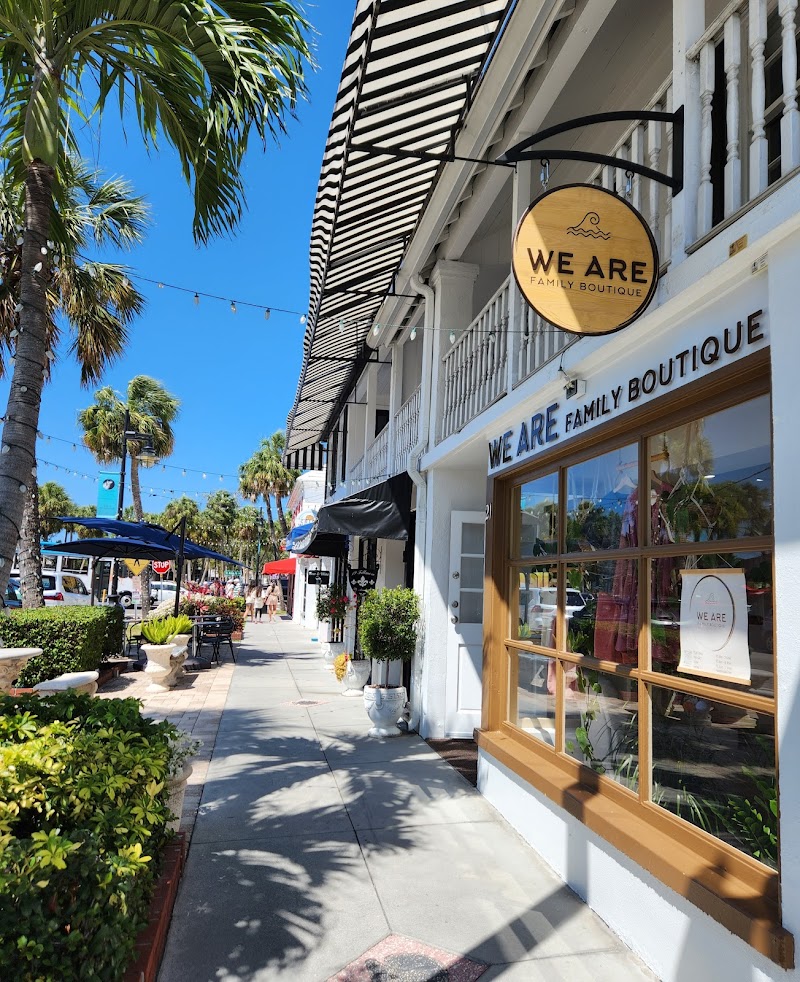 Google Places photo — St. Armands Circle in Vamo, FL